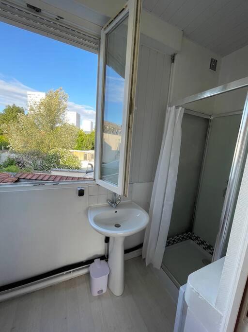 Appartement Calme Et Lumineux - Parking Privatif - Metro A 5Mn Mons-en-Baroeul Exterior foto